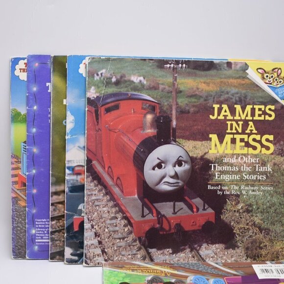 Thomas The Tank Engine & Friends Book Collection Based on The Railway Series x 8 - Picture 4 of 8